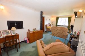 Lounge- click for photo gallery